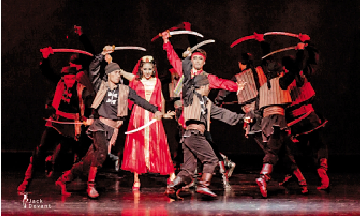 　　圖：哈恰圖良的《馬刀舞》，是舞劇《加雅涅》中的一首舞曲。\資料圖片