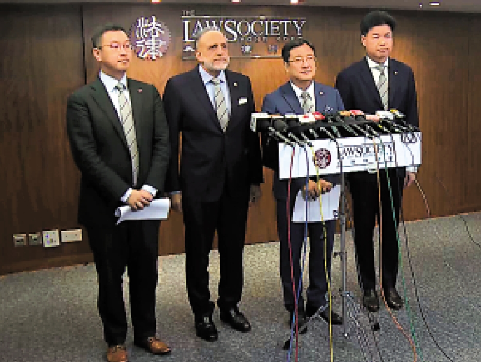 　　圖：香港律師會理事會昨日選出陳澤銘為新一年度香港律師會會長。