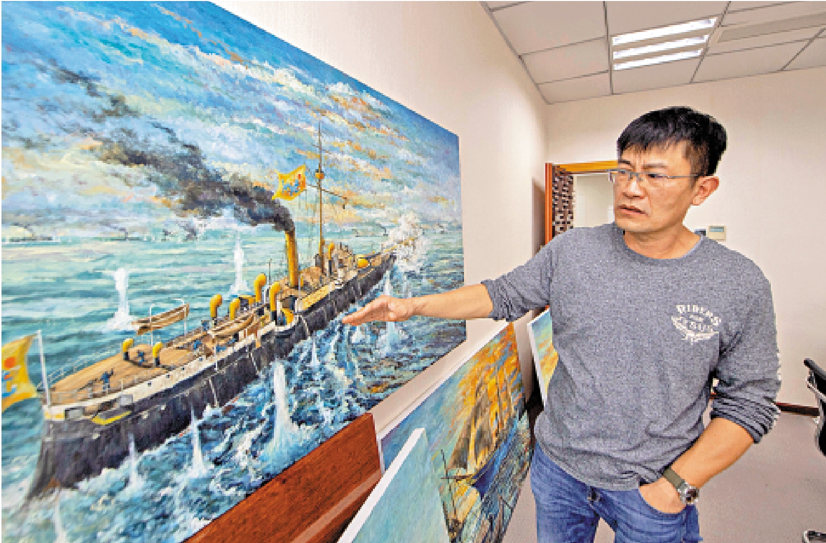 　　圖：赴福州發展的台胞高英智創作了不少關於福州船政的油畫作品。