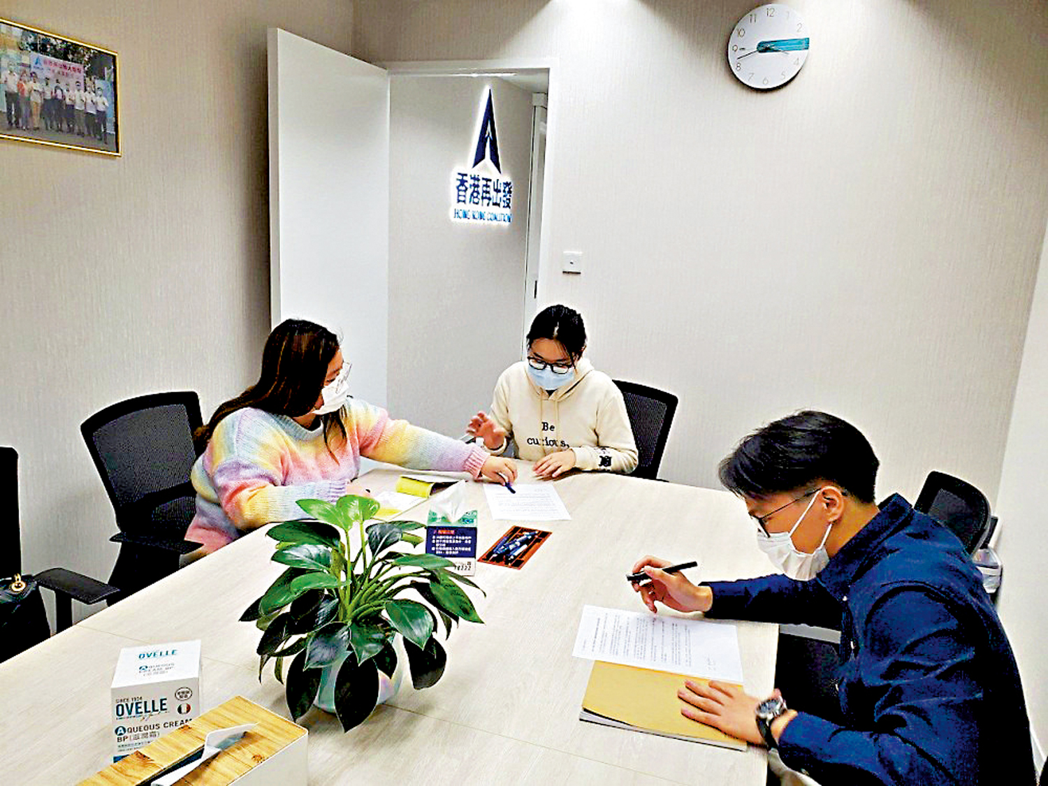 　　圖：二○二一年，大聯盟推出「香港再出發—滬港青年就業創業計劃」，為香港畢業生提供就業崗位以及就業支持。