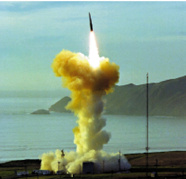 　　圖：「哨兵」洲際彈道導彈預定替換「民兵-3」洲際彈道導彈。圖為「民兵-3」發射升空。