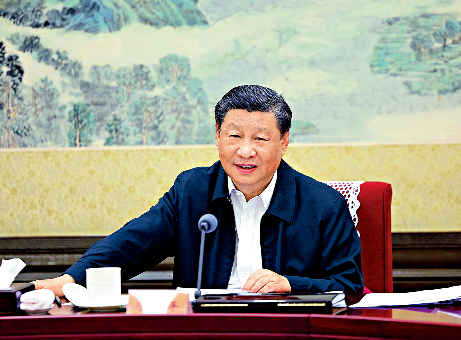 圖:6月26日,中共中央總書記、國家主席、中央軍委主席習近平在中南海同團中央新一屆領導班子成員集體談話並發表重要講話。\新華社
