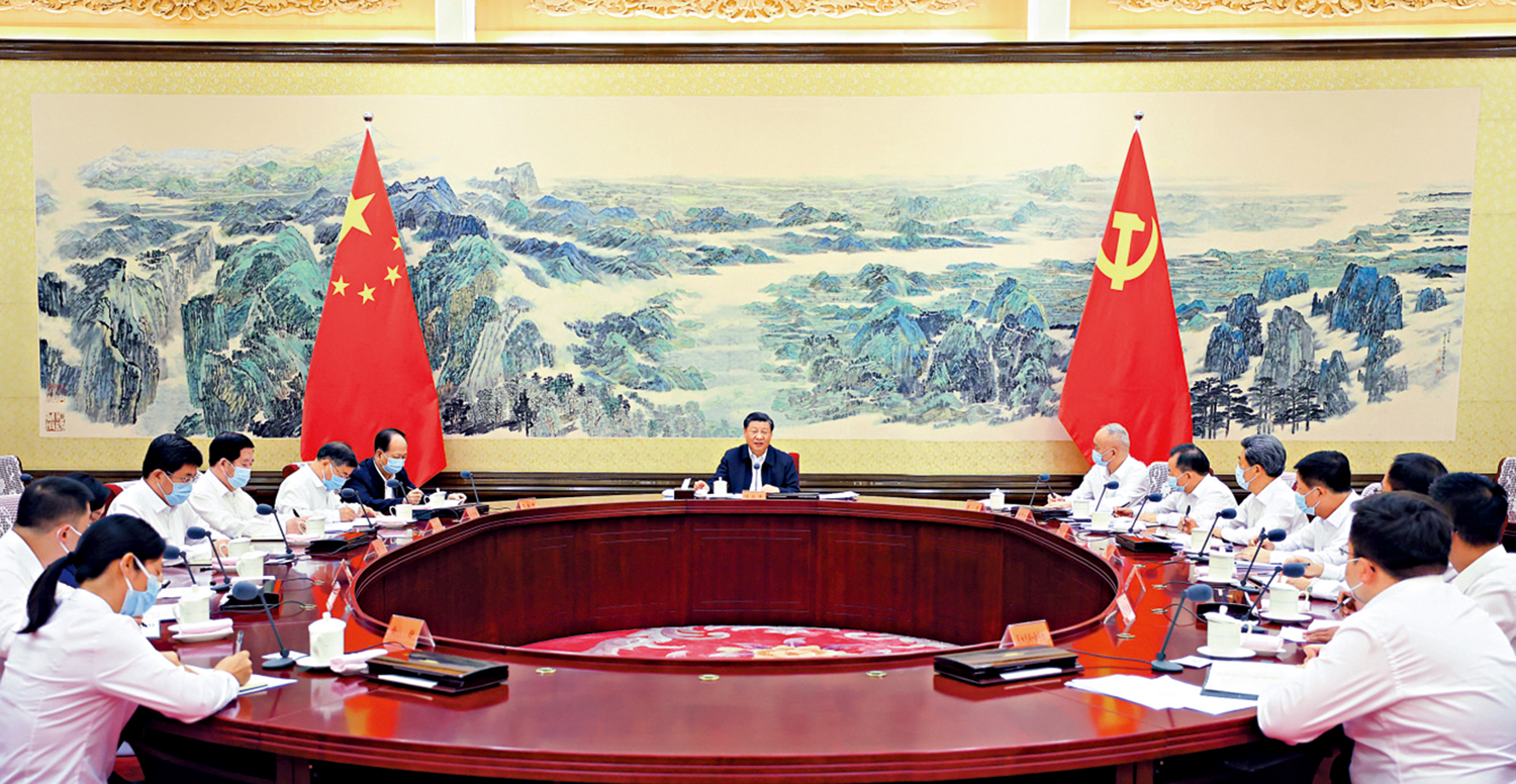圖:習近平26日在中南海同團中央新一屆領導班子成員集體談話並發表重要講話。\新華社