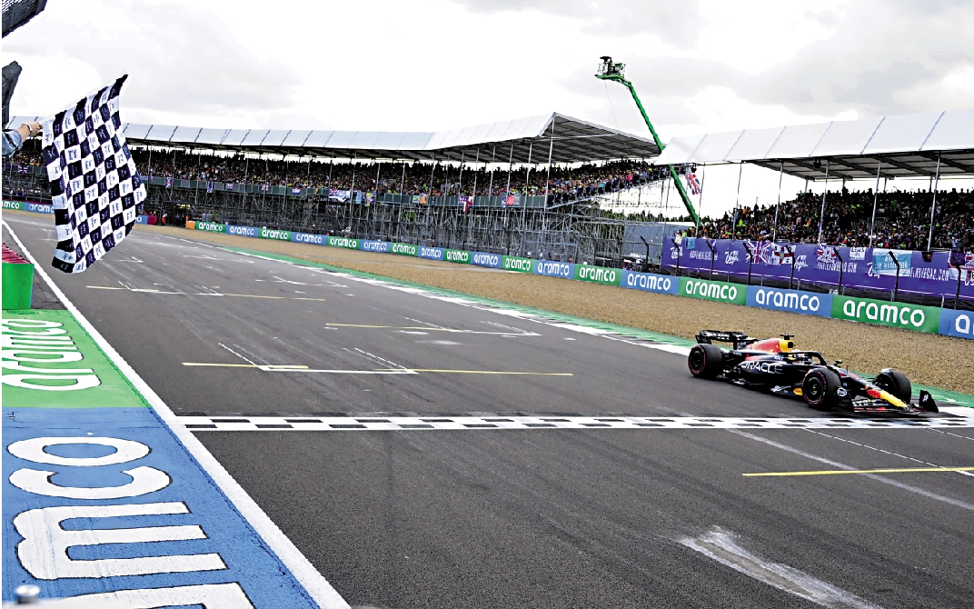 　　圖：維斯達賓英國站率先衝線。\美聯社