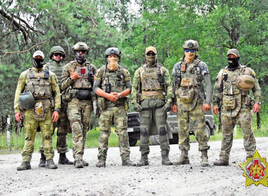　　圖：白俄羅斯特種部隊與瓦格納士兵在該國軍事基地進行聯合訓練。\法新社