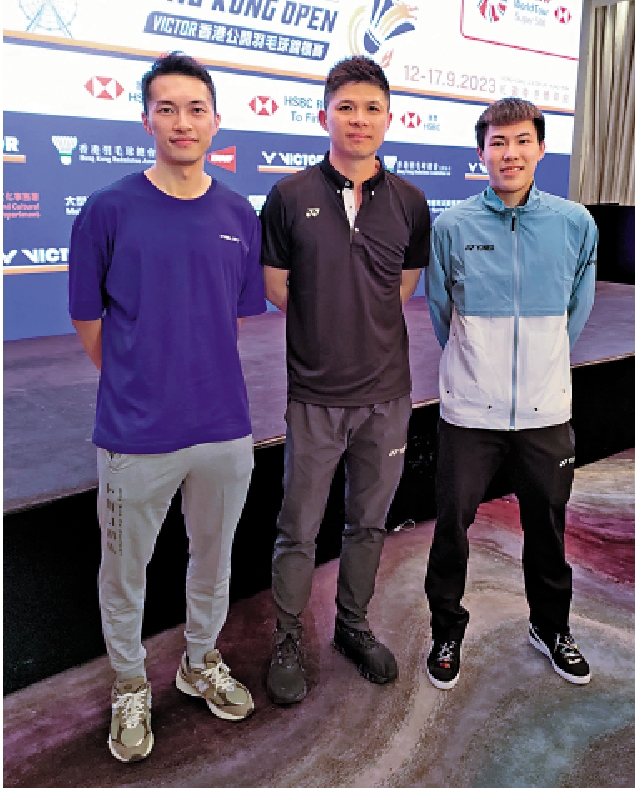 　　圖：黃綜翰（中）與伍家朗（左）及李卓耀仍處磨合期。