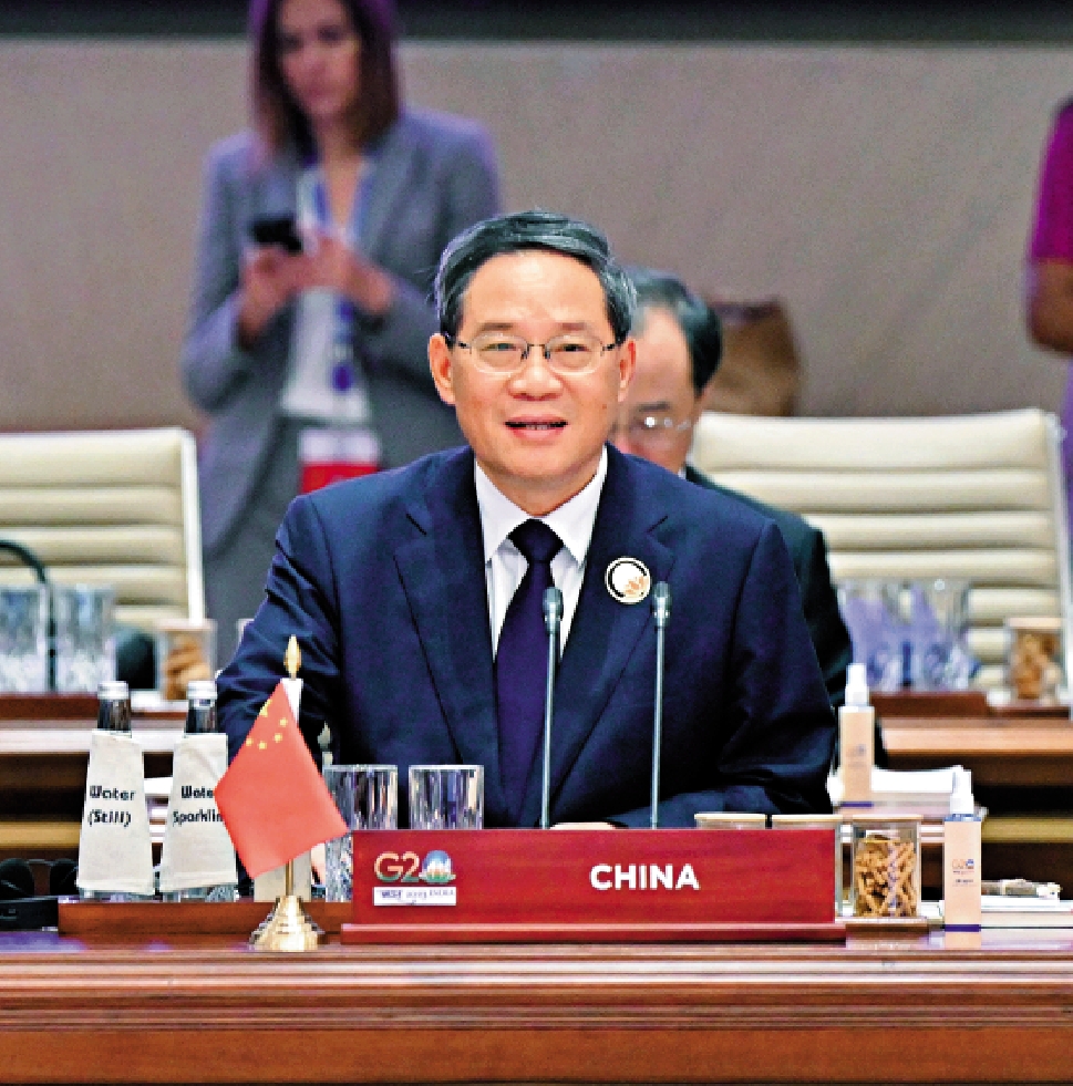 　　圖：當地時間9月10日上午，國務院總理李強在印度新德里出席二十國集團領導人第十八次峰會第三階段會議並發言。\新華社