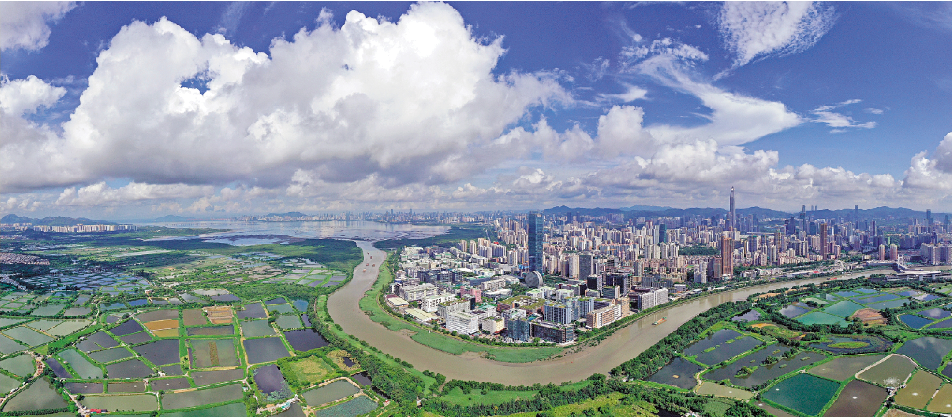　　圖：深圳河兩岸的河套深港科技創新合作區深圳園區和香港落馬洲河套地區。\新華社