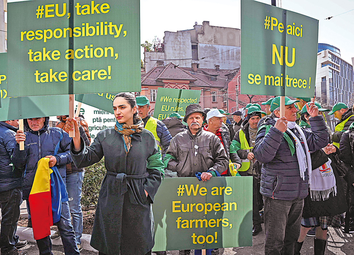 　　圖：今年4月，羅馬尼亞農民抗議烏克蘭糧食衝擊當地市場。\法新社