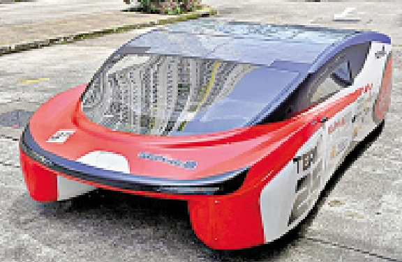 　　圖：太陽能電動車SOPHIE 8。