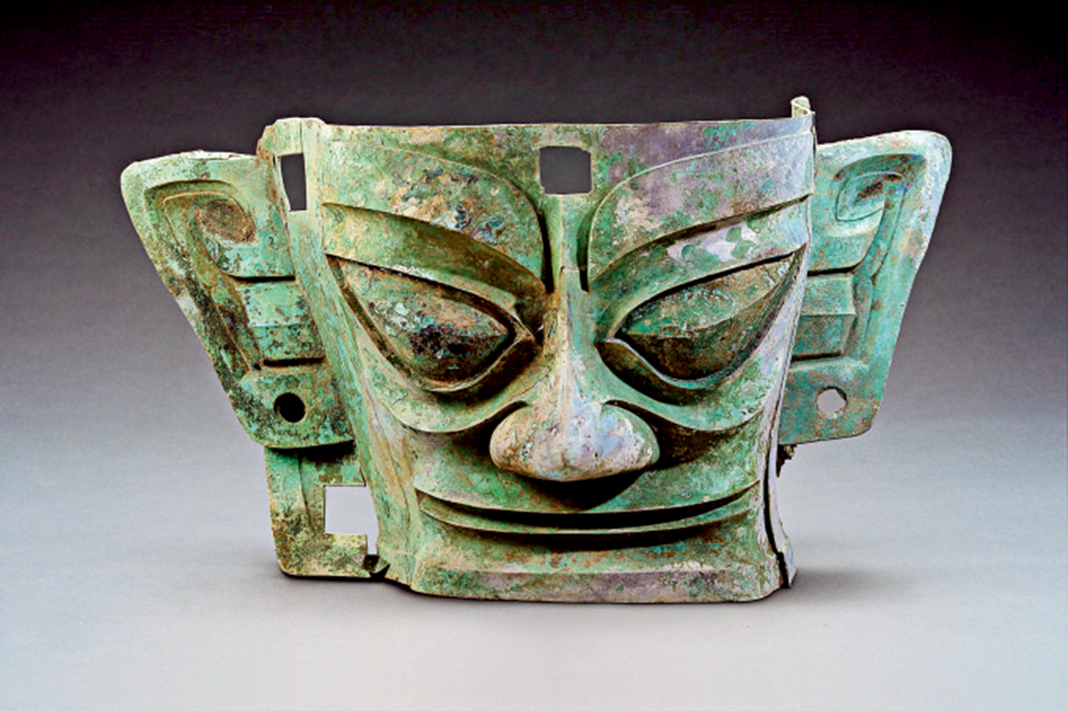　　圖：青銅大面具