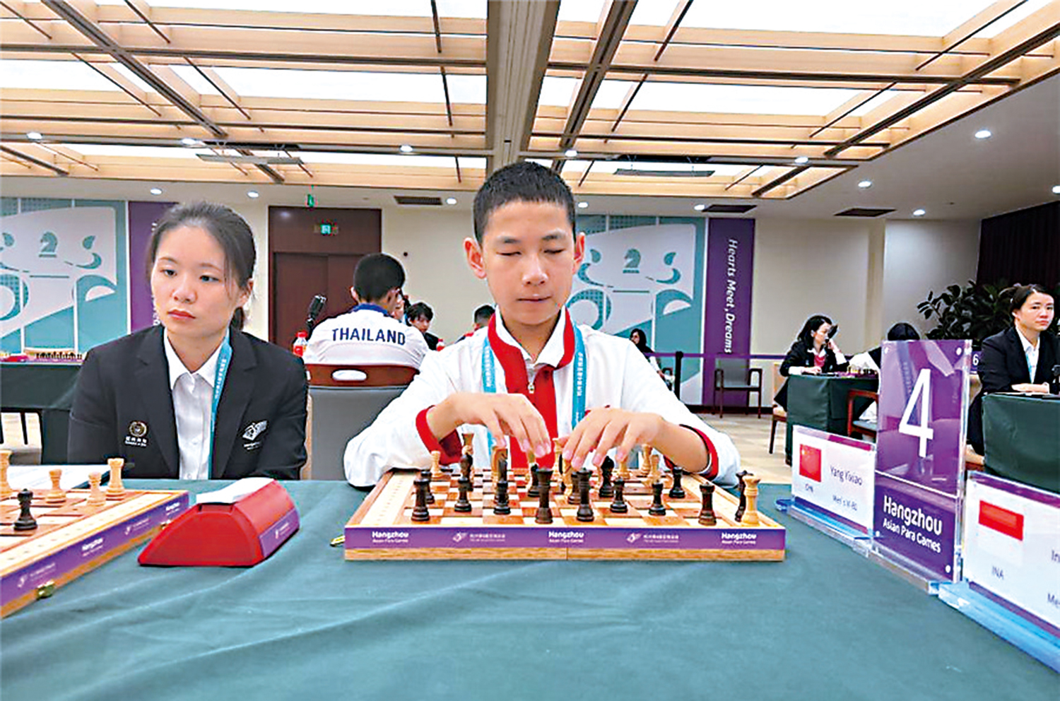 　　圖：楊亦瀟（前右）在比賽中。