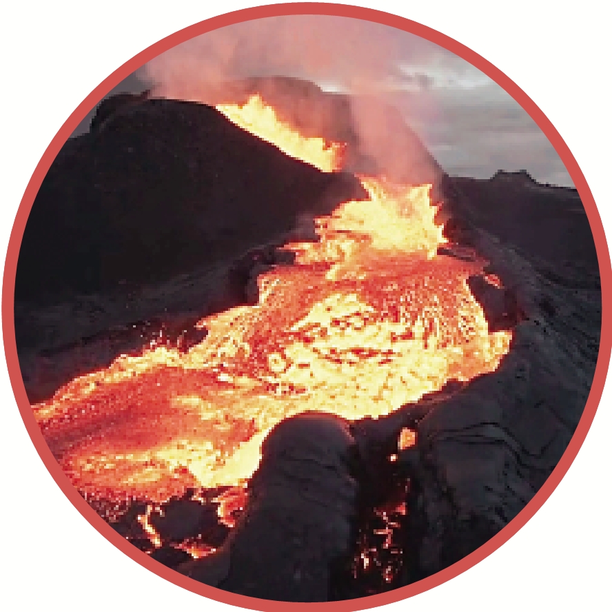 　　圖：法格拉達爾斯菲亞爾火山於2021年5月噴發，火紅的岩漿外流。\路透社