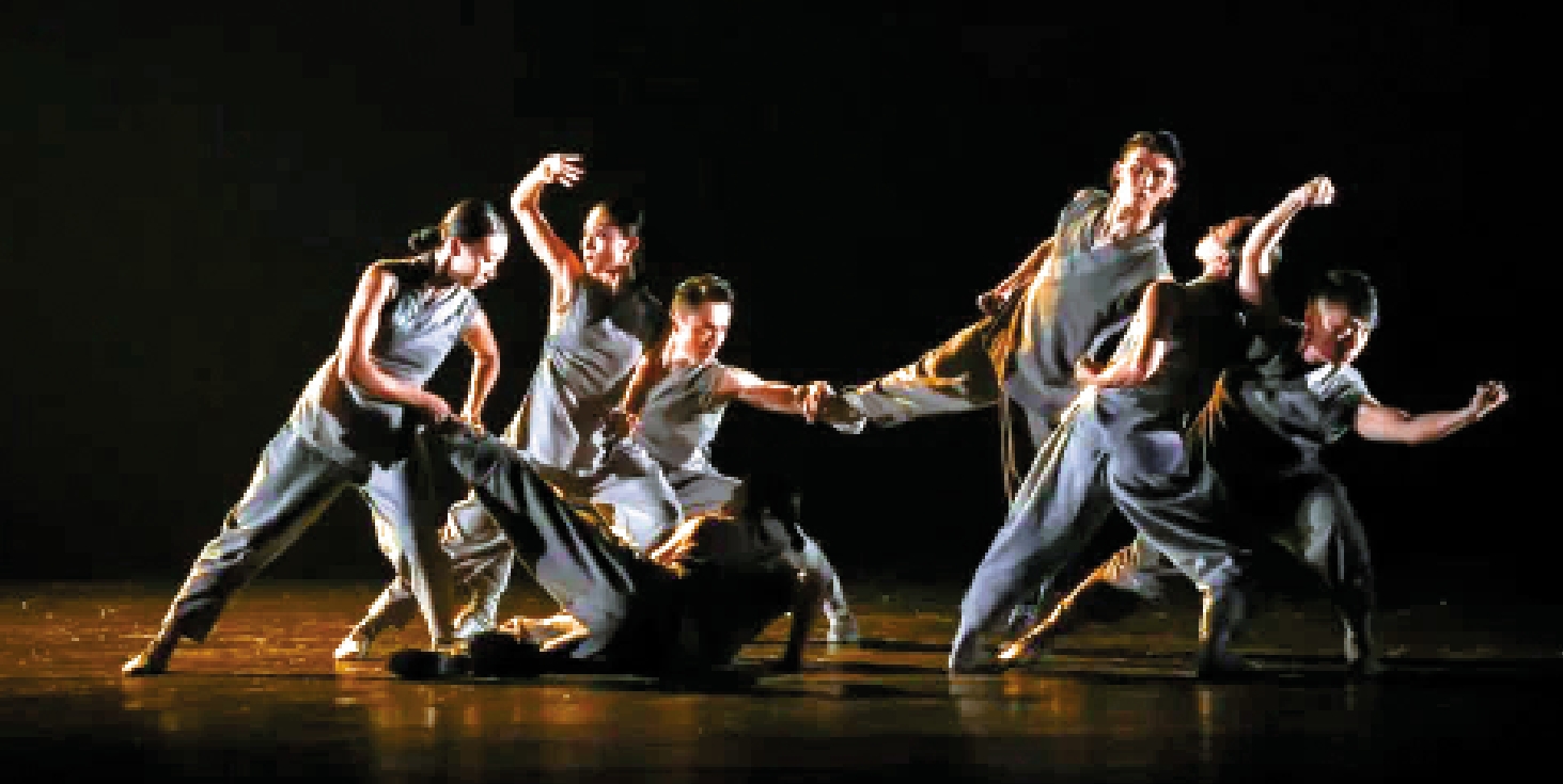 　　圖：香港舞蹈團參與創演的《靜聽松風》。