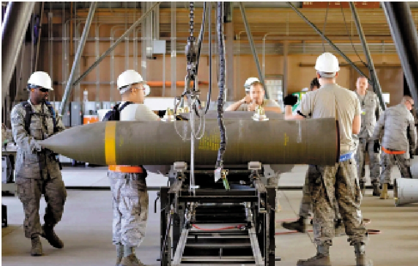 　　圖：以軍用BLU-109「碉堡剋星」炸哈馬斯地道。\網絡圖片