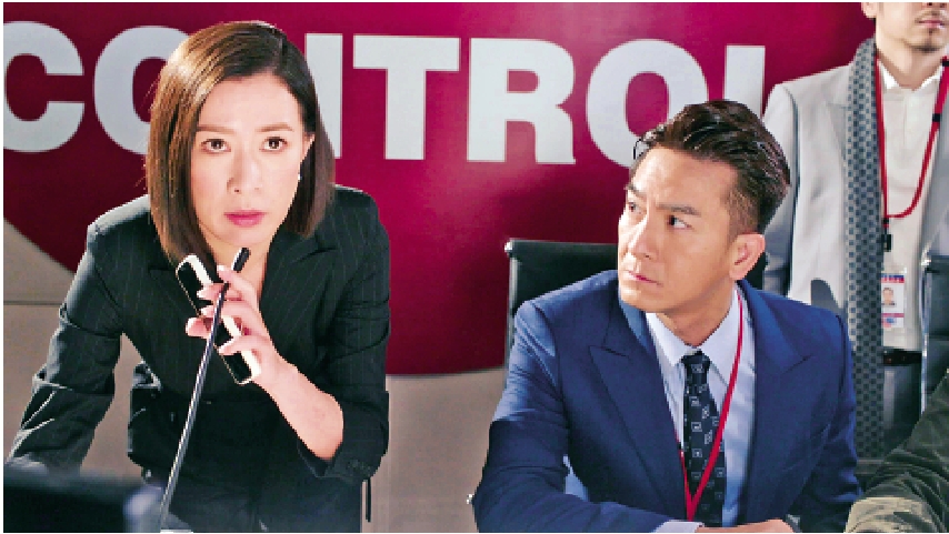 　　圖：佘詩曼（左）主演的《新聞女王》在內地與香港均掀起熱話。\劇照