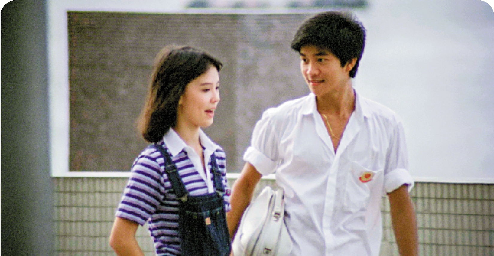 　　圖：Ken（右，陳百強飾）對Julie（翁靜晶飾）有好感。