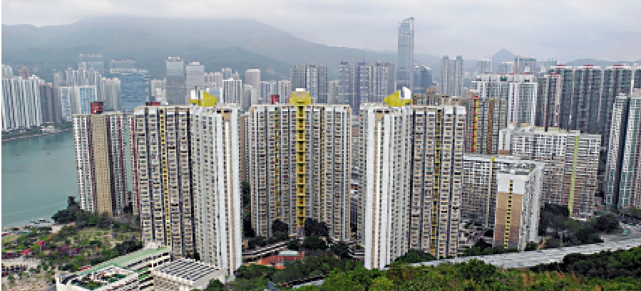 　　圖：青衣長安邨自由市場呎價失守一萬元。