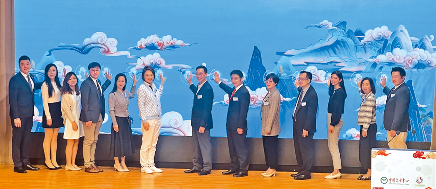 　　圖：全國中小學生繪畫書法作品比賽香港賽區頒獎典禮舉行。\大公文匯全媒體記者周傾芫攝