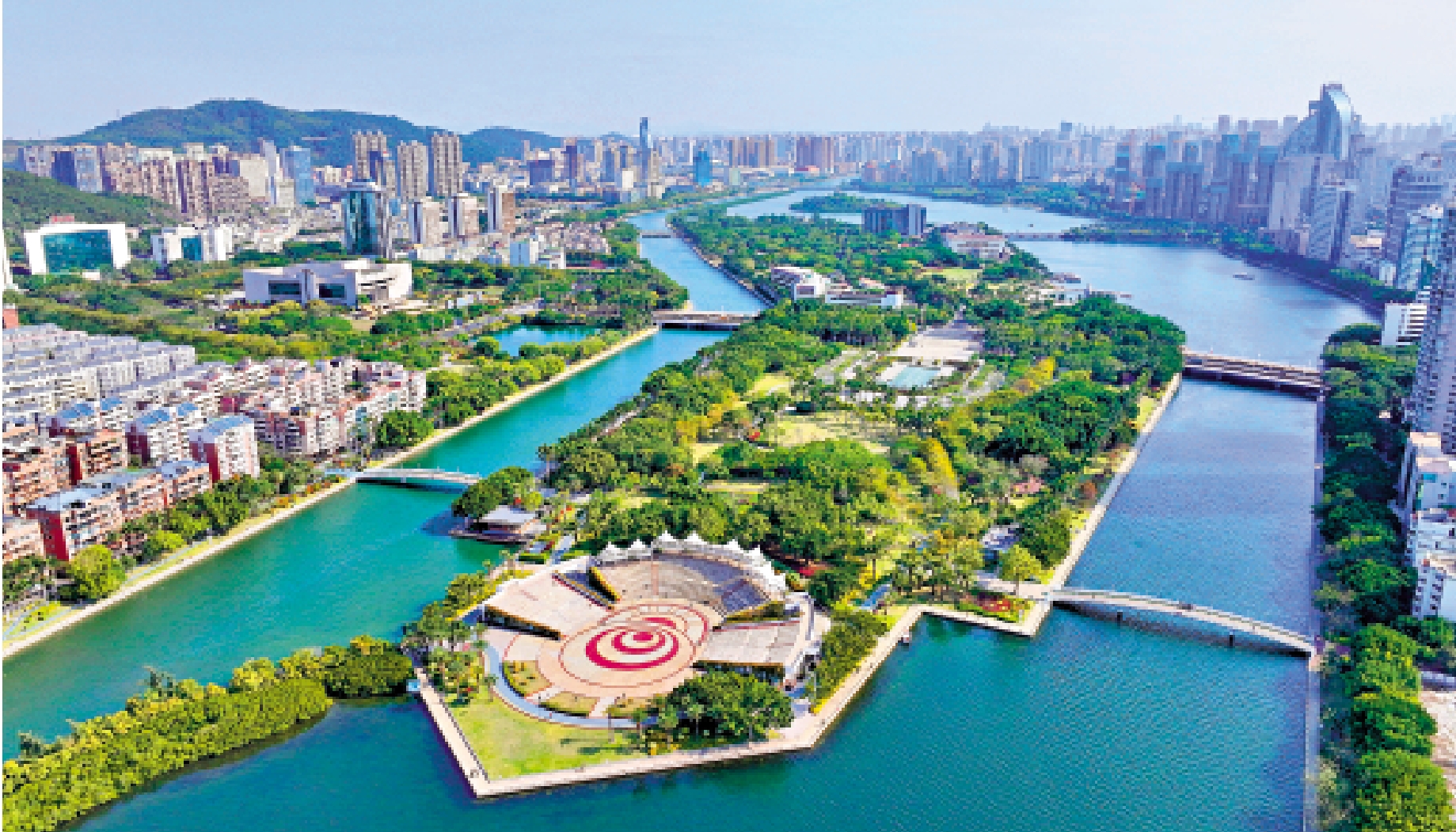 　　圖：廈門篔簹湖是廈門市唯一的人工內湖，如今也是廈門的「城市會客廳」。\新華社