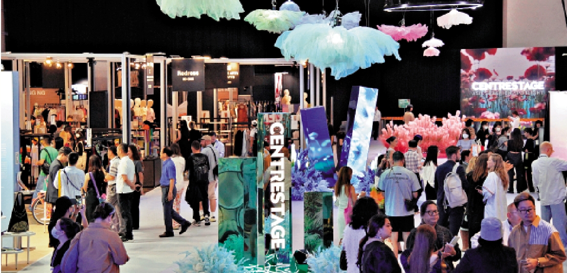 　　圖：香港國際時尚匯展呈現一系列本地設計師的時裝表演。