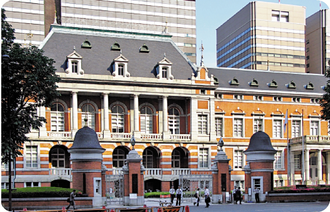 　　圖：東京法務省本館是德國建築師設計的巴洛克式建築。\作者攝
