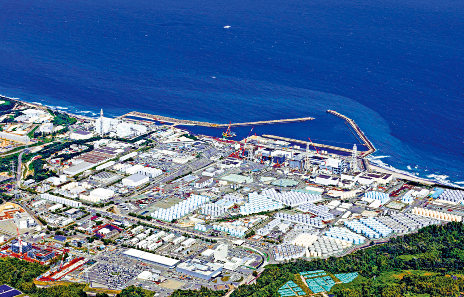 　　圖：福島第一核電站鳥瞰圖。\美聯社