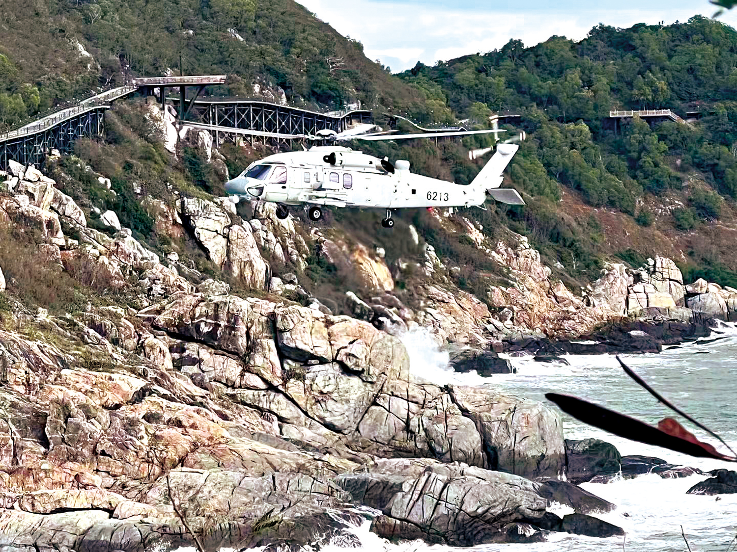 　　圖：突擊型直-20與武直-20不同，沒有重新設計機身。