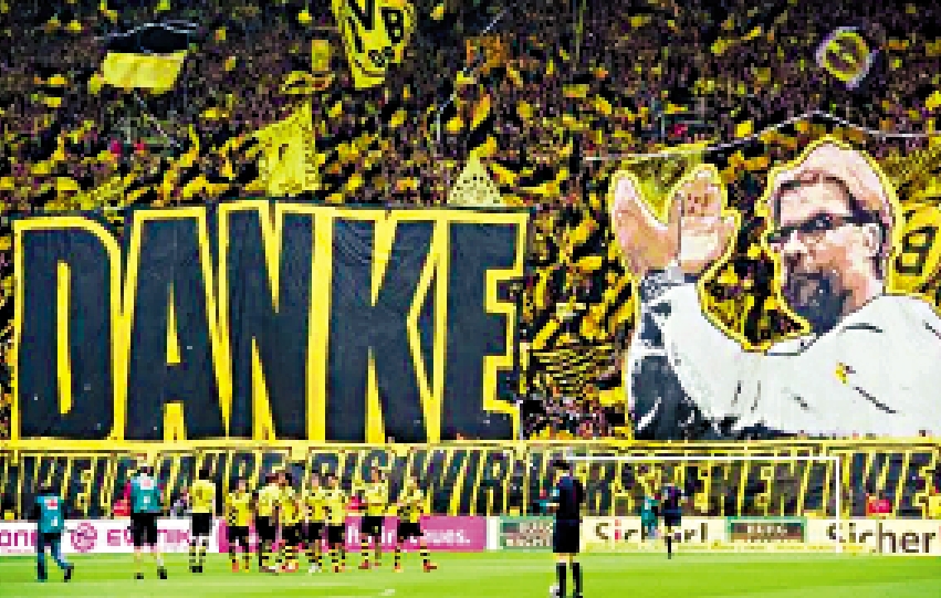 　　圖：高洛普在任期間，多蒙特球迷經常在賽前拉起支持這名主帥的大海報。