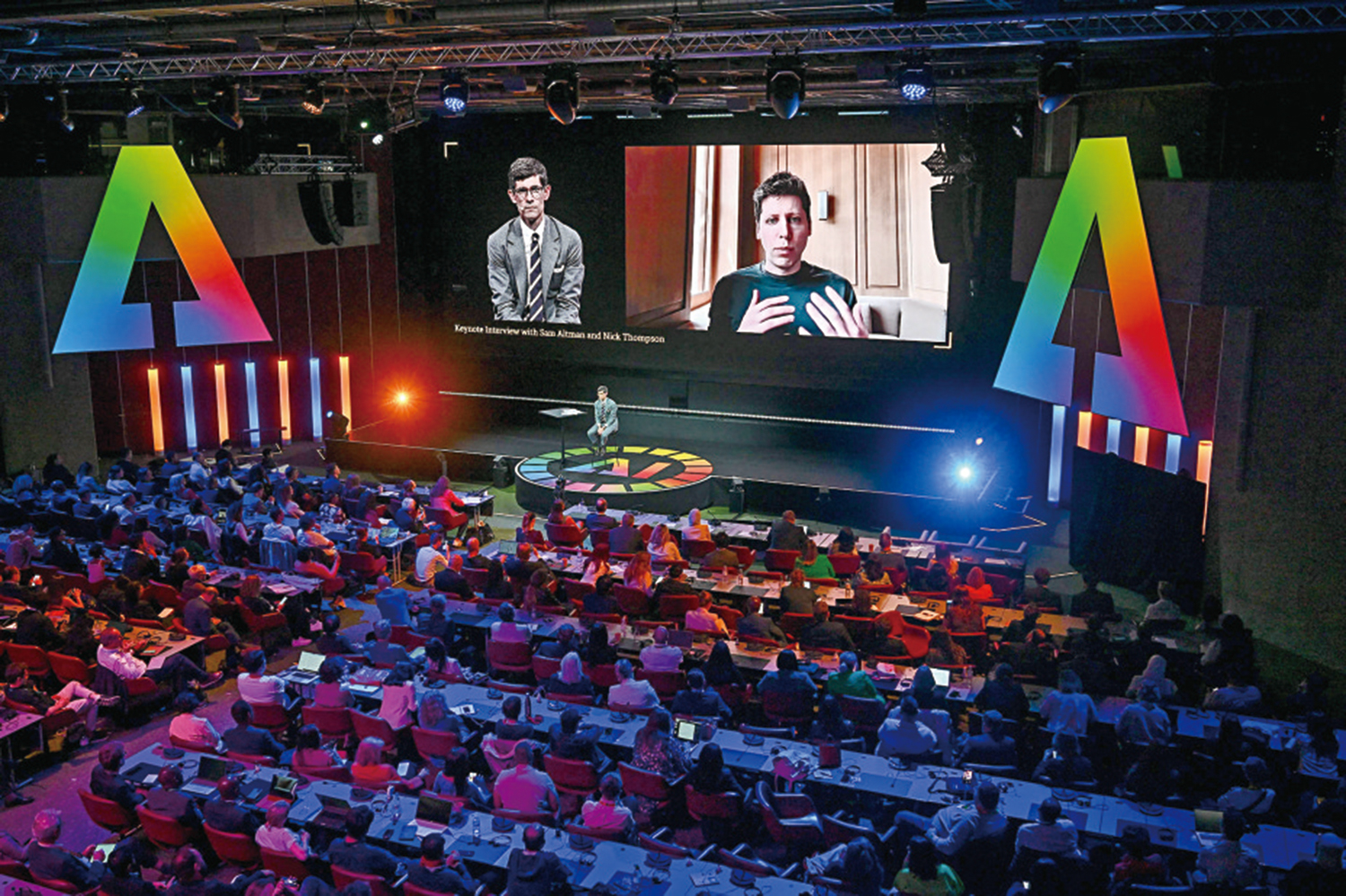 　　圖：5月31日，OpenAI行政總裁阿爾特曼在人工智能全球峰會上發言。\法新社