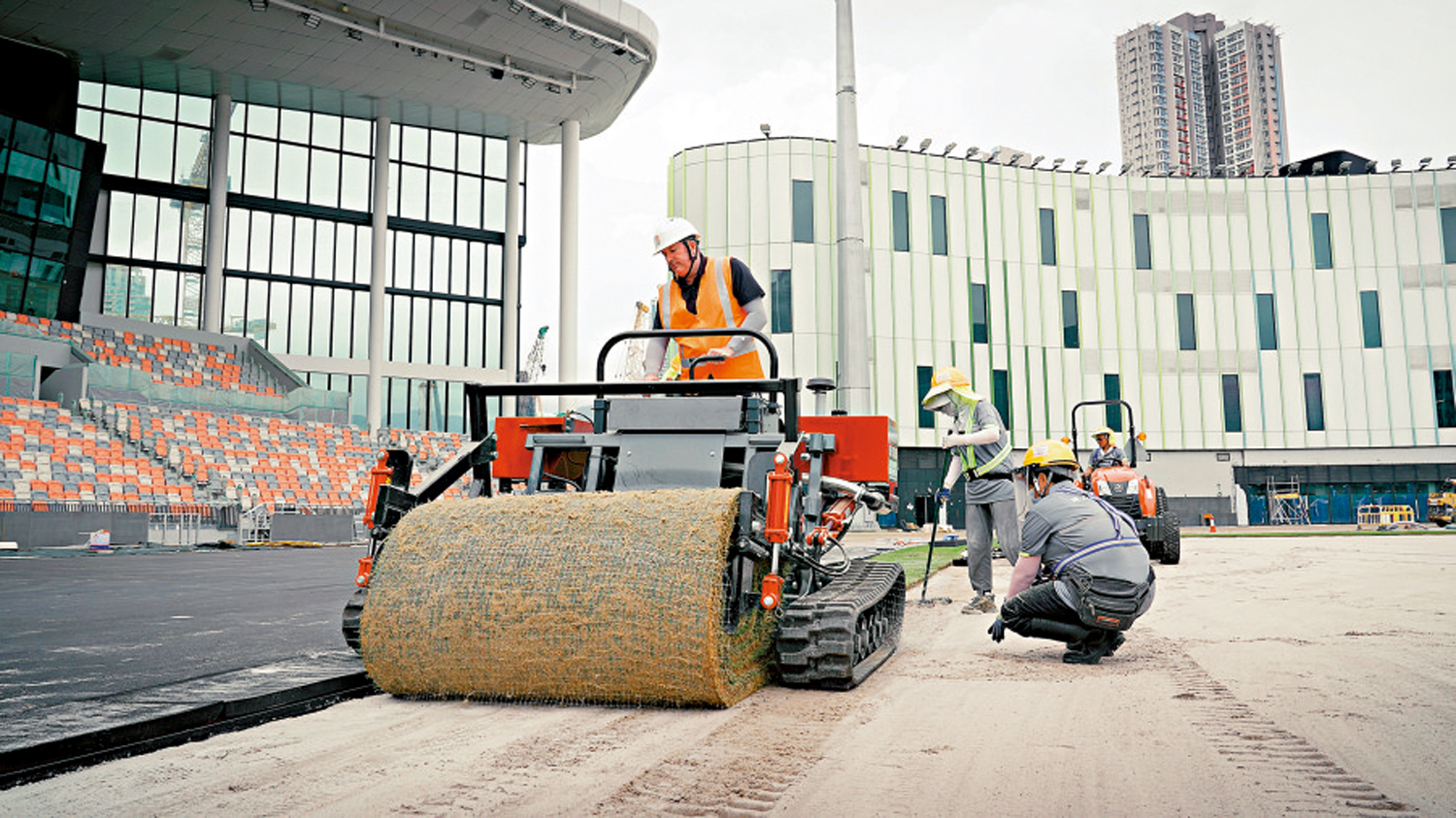 　　圖：啟德青年運動場草坪首採用「即鋪即用」技術。