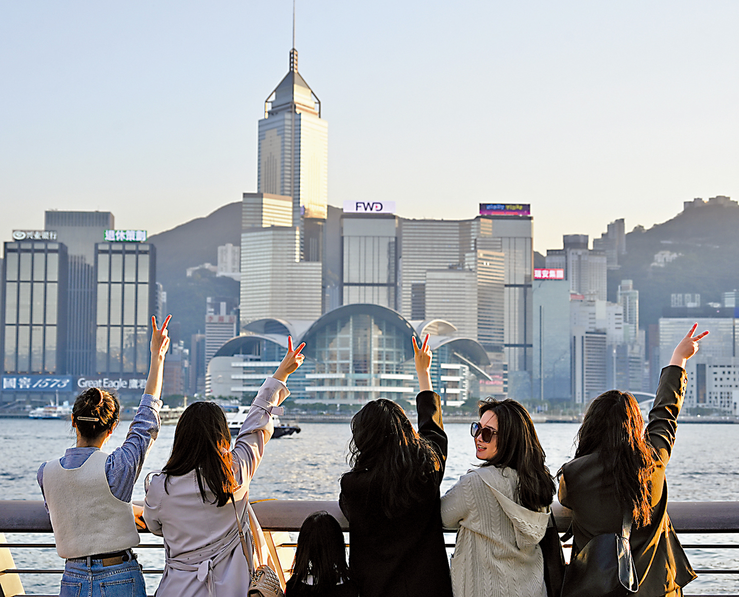 　　圖：打造香港的「快樂經濟」，需要理解經濟的本質和內涵，注重節約與平衡的發展理念。