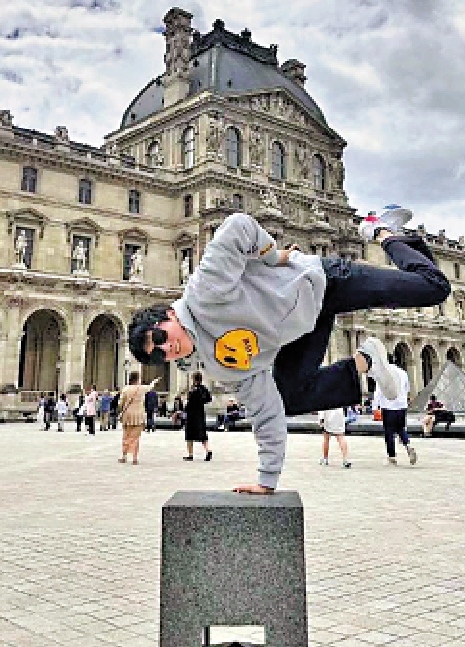 　　圖：曾瑩瑩是中國霹靂舞隊選手。