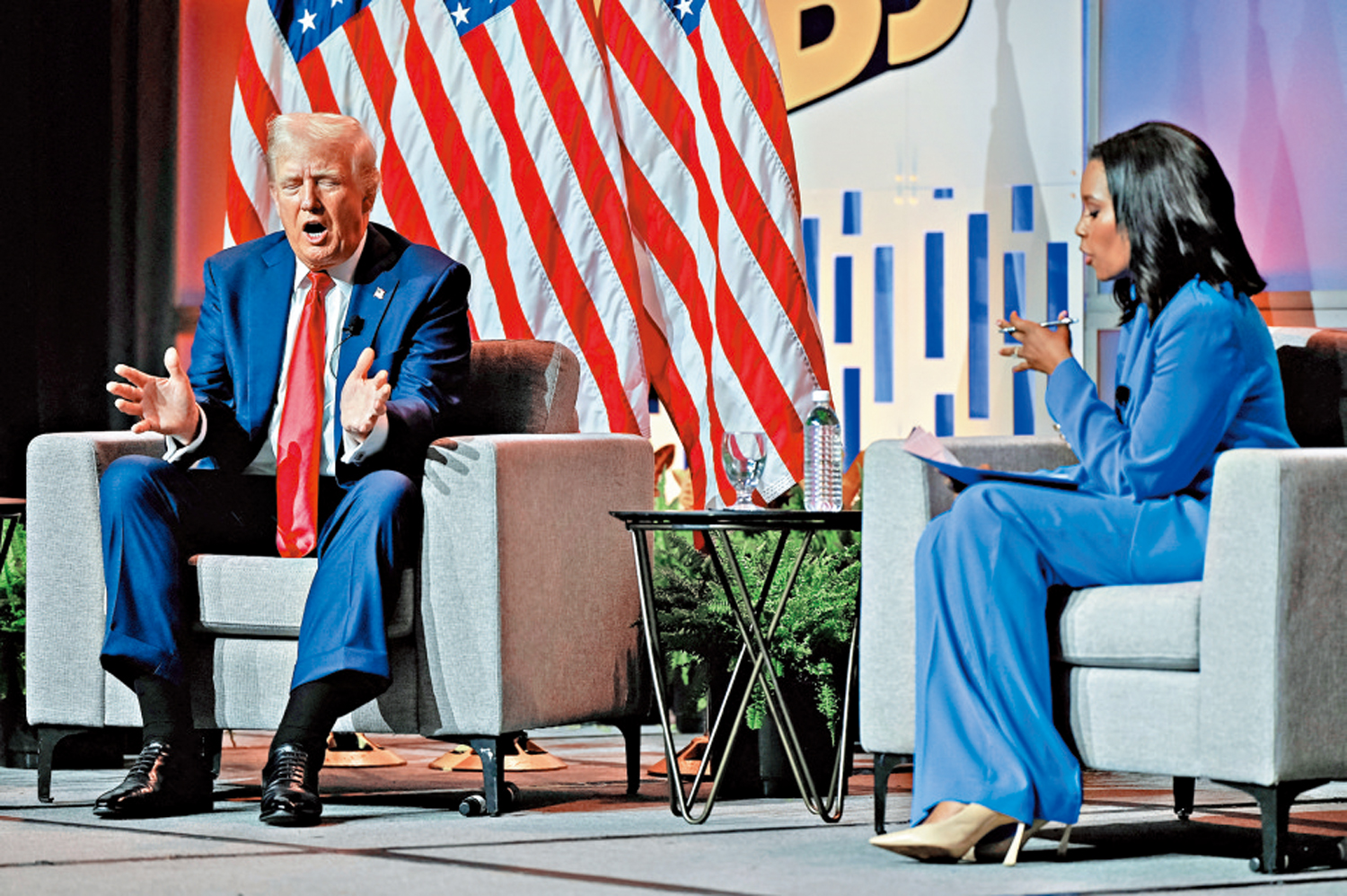 　　圖：7月31日，特朗普在芝加哥出席全國黑人記者協會（NABJ）大會。\路透社