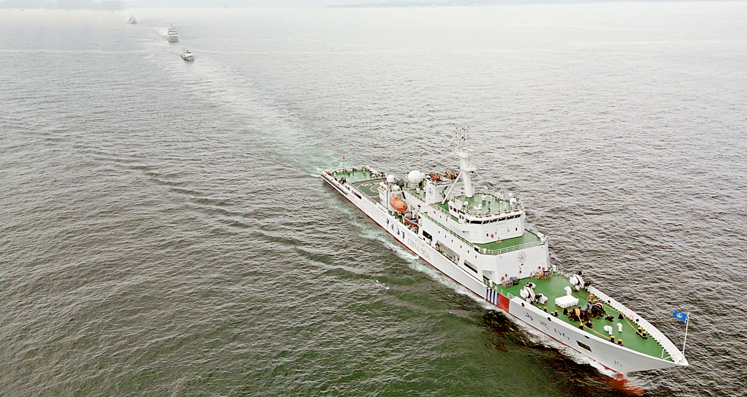 　　圖：8月17日至18日，大陸方面實施台灣海峽海上巡航執法行動，由「海巡06」「海巡0802」「東海救115」三艘公務船艇組成巡航編隊執行。 資料圖片