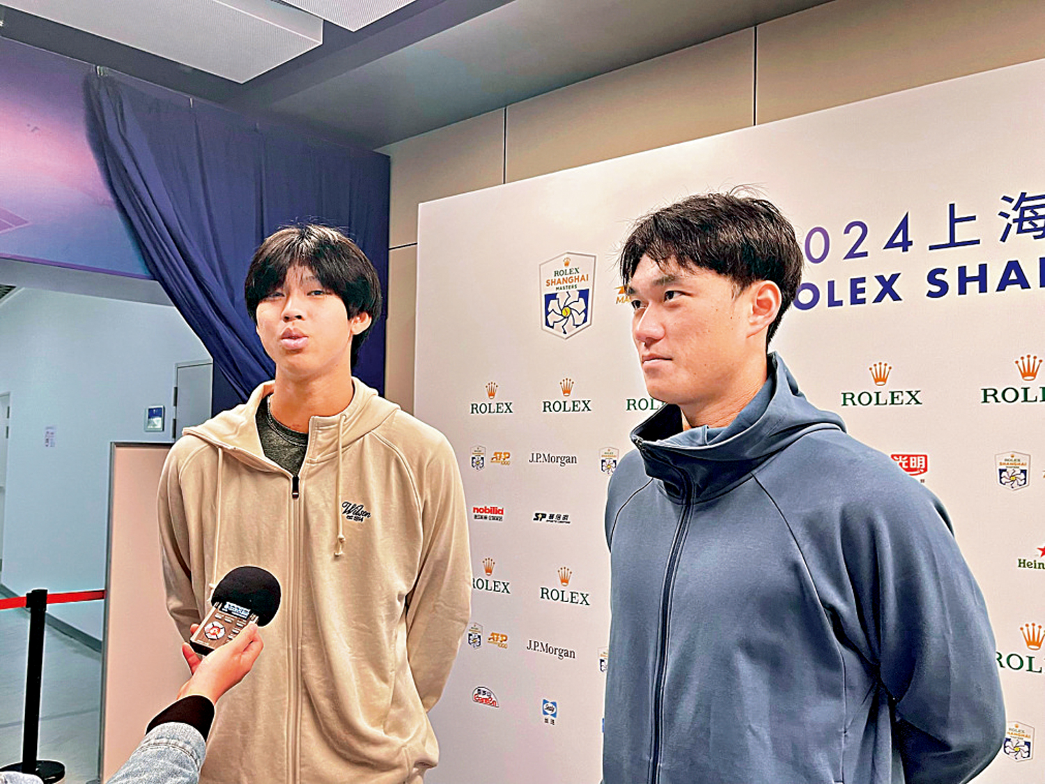 周意王傲然上網男雙晉16強 - 大公報