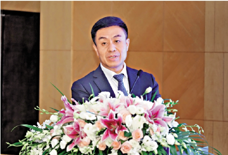 　　圖：民銀資本控股董事局主席李寶臣。