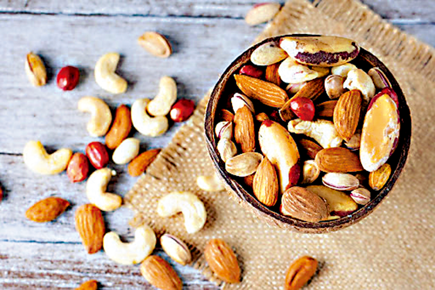 　　圖：堅果屬於低GI食物。