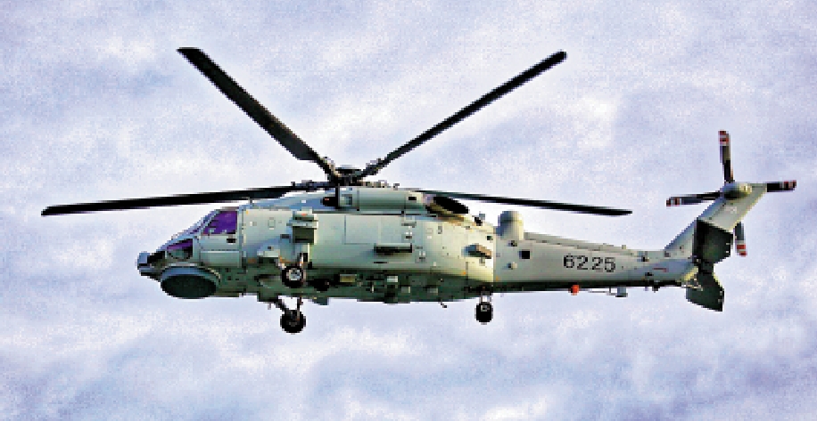 　　圖：直-20F機首下方有大圓盤型的水面搜索雷達。