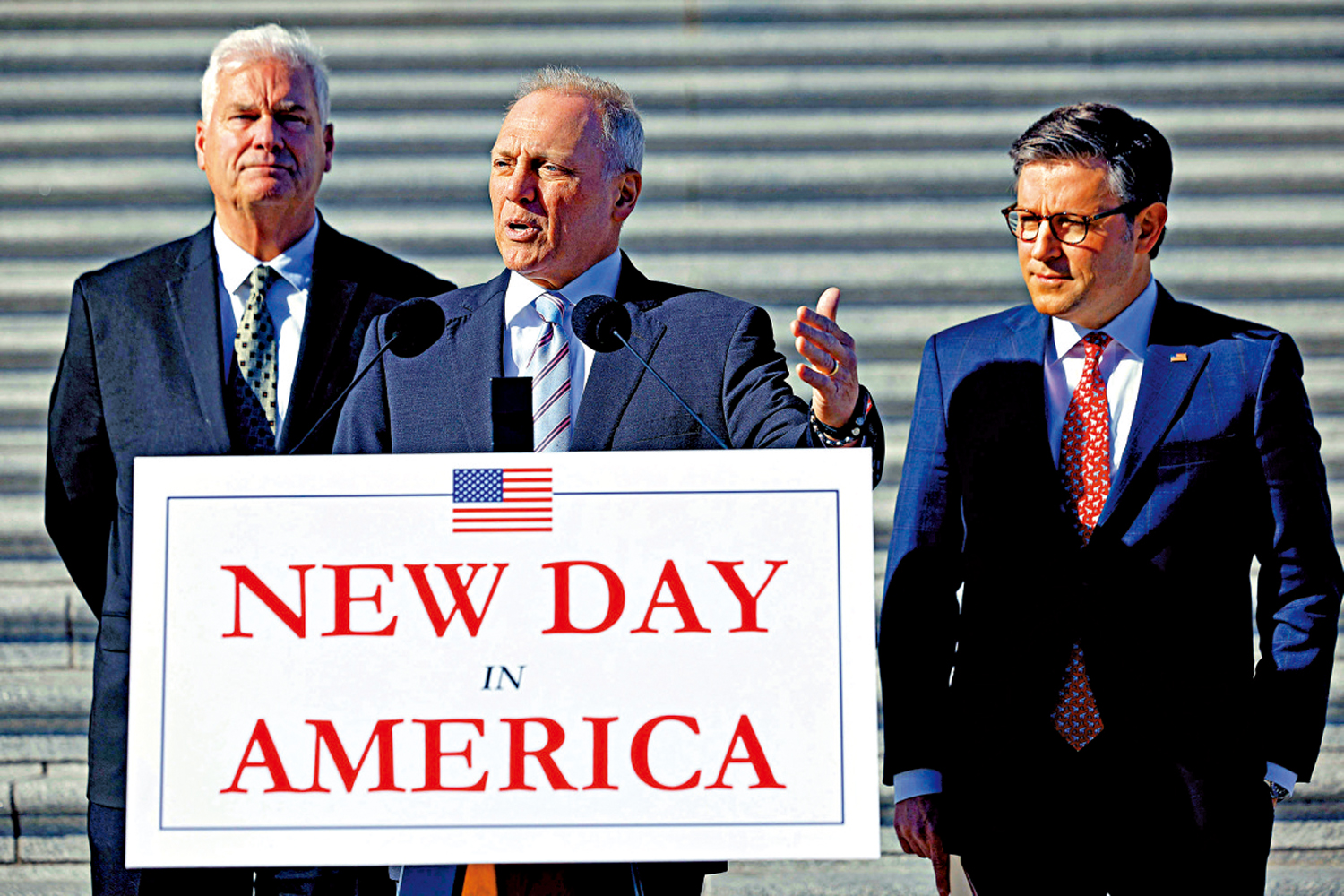 　　圖：共和黨在眾議院選舉中佔優勢。圖為共和黨眾議院領導層成員12日舉行記者會。\法新社