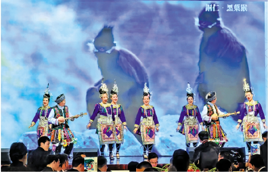 　　圖：貴州省歌舞劇院帶來侗族大歌表演《綠水青山》。\大公報記者李兆桐攝