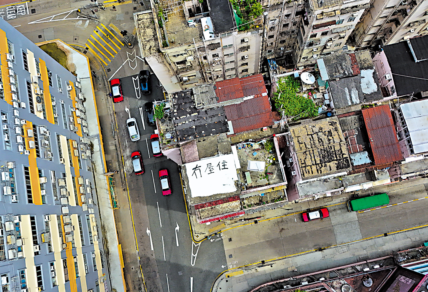 　　圖：政府正在就建立「簡樸房」制度進行公眾諮詢，將來合資格的劏房須通過認證才能出租。\大公報記者遂初攝