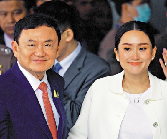 圖:泰國前總理他信和其女兒、現任泰國總理佩通坦都關注電騙事件。