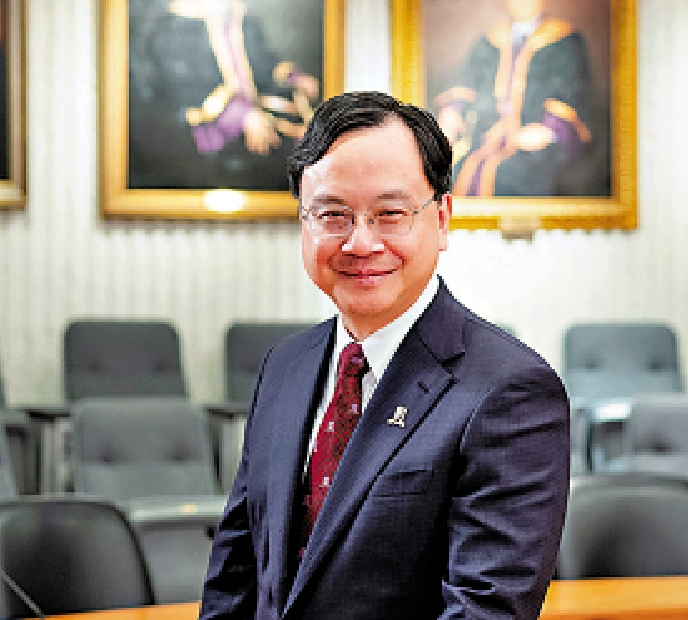 圖:中大校長盧煜明表示,將很快成立幾個工作小組,全面檢視中大未來在不同領域的發展,並探討設立研究生書院的可行性。