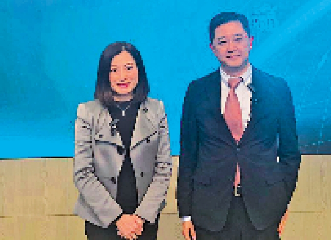 圖:謝德華(右)表示,恒指在投資角度仍然有吸引力。旁為李佩珊。