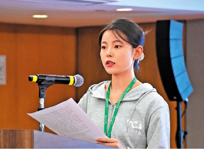 圖:學生代表王瑞表示,期望成為蒙古與香港兩地之間文化交流的橋樑。
