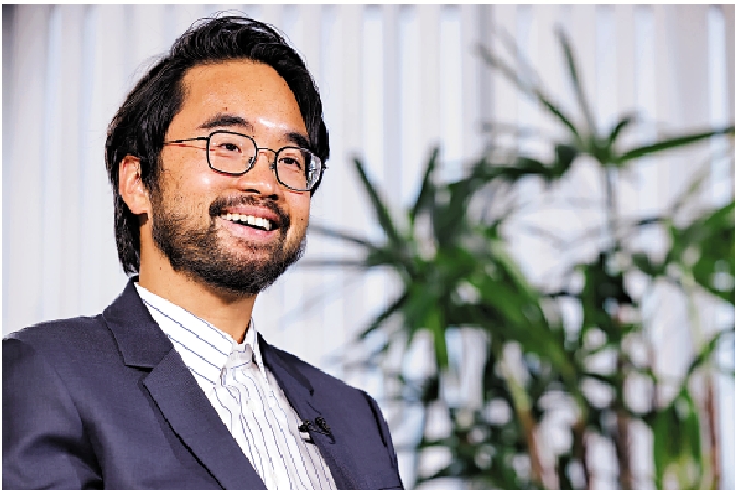 圖:鄭志剛再任香港財富傳承學院董事會主席,為期兩年。