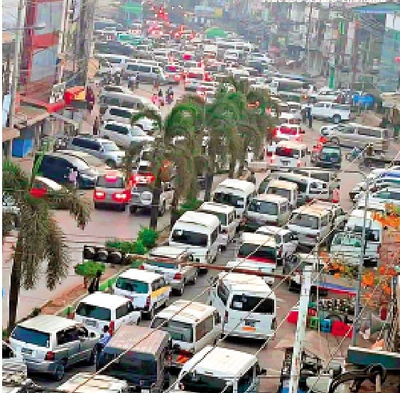 　　圖：求入油 大塞車