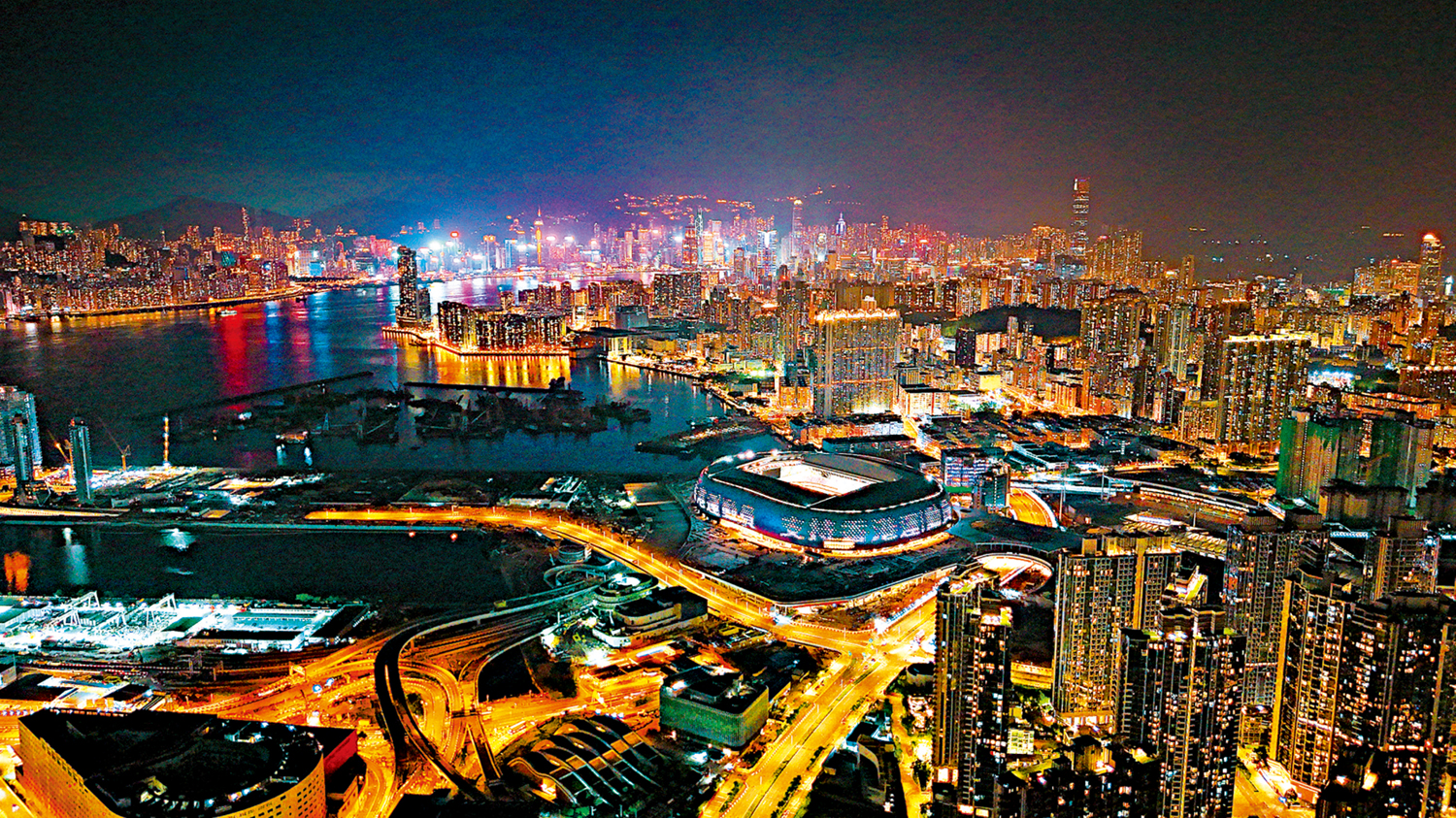 　　圖：啟德體育園燈光騷迎開幕