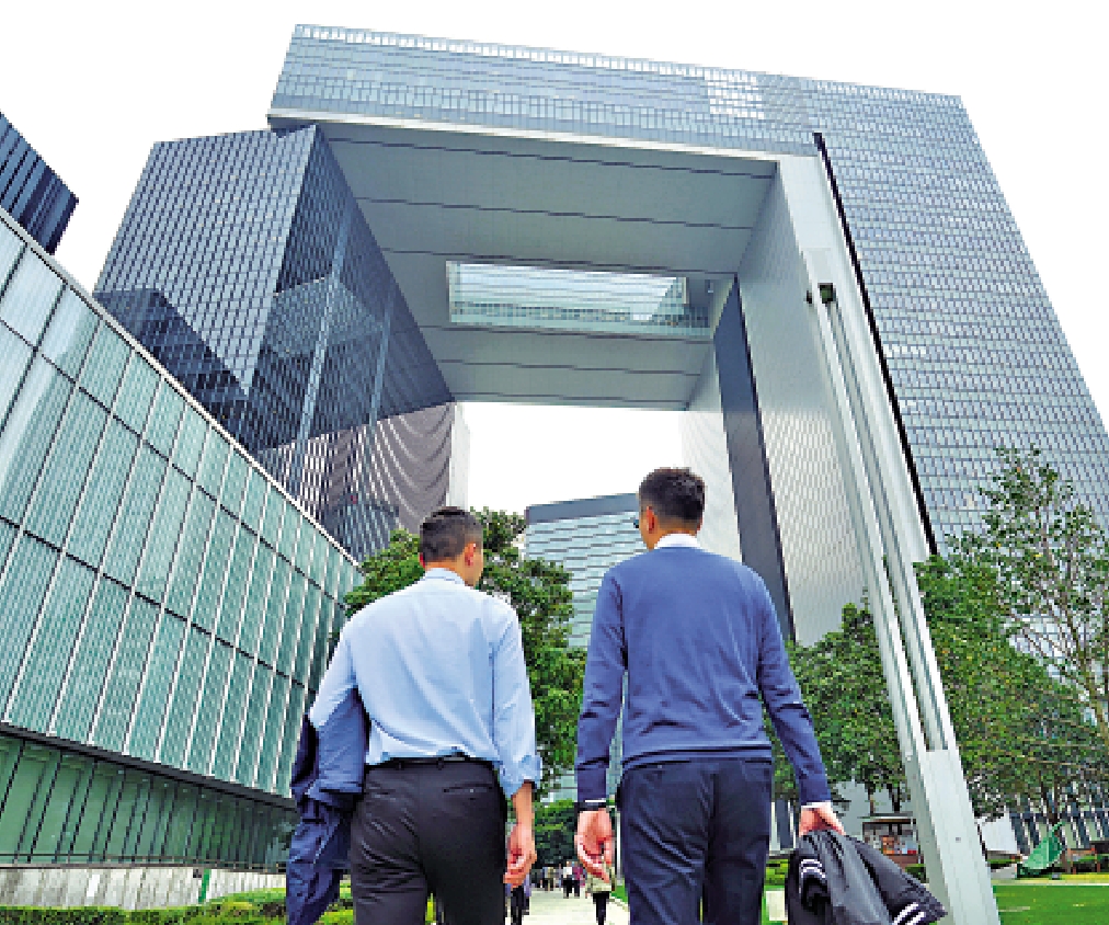 圖:楊何蓓茵昨日在社交平台發文表示,全體公務員凍薪規模是前所未見,顯示大家的團結性、決心和共同承擔。\大公報記者何嘉駿攝